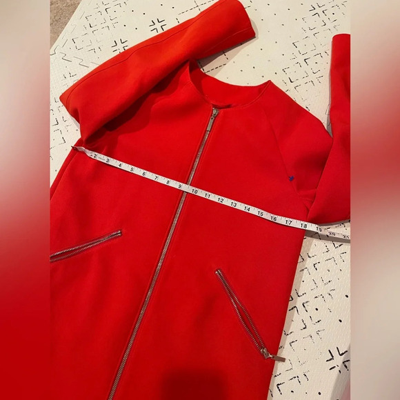 H&M Short zip up coat‎ size 6 - Picture 5 of 7